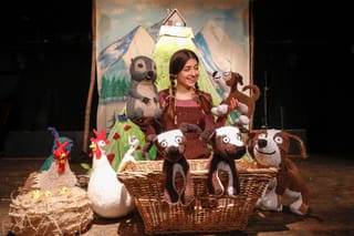 Natasha Granger with all the animals from Oskar's Amazing Adventure  - Photo © Paul Mansfield (show for young children and their families)